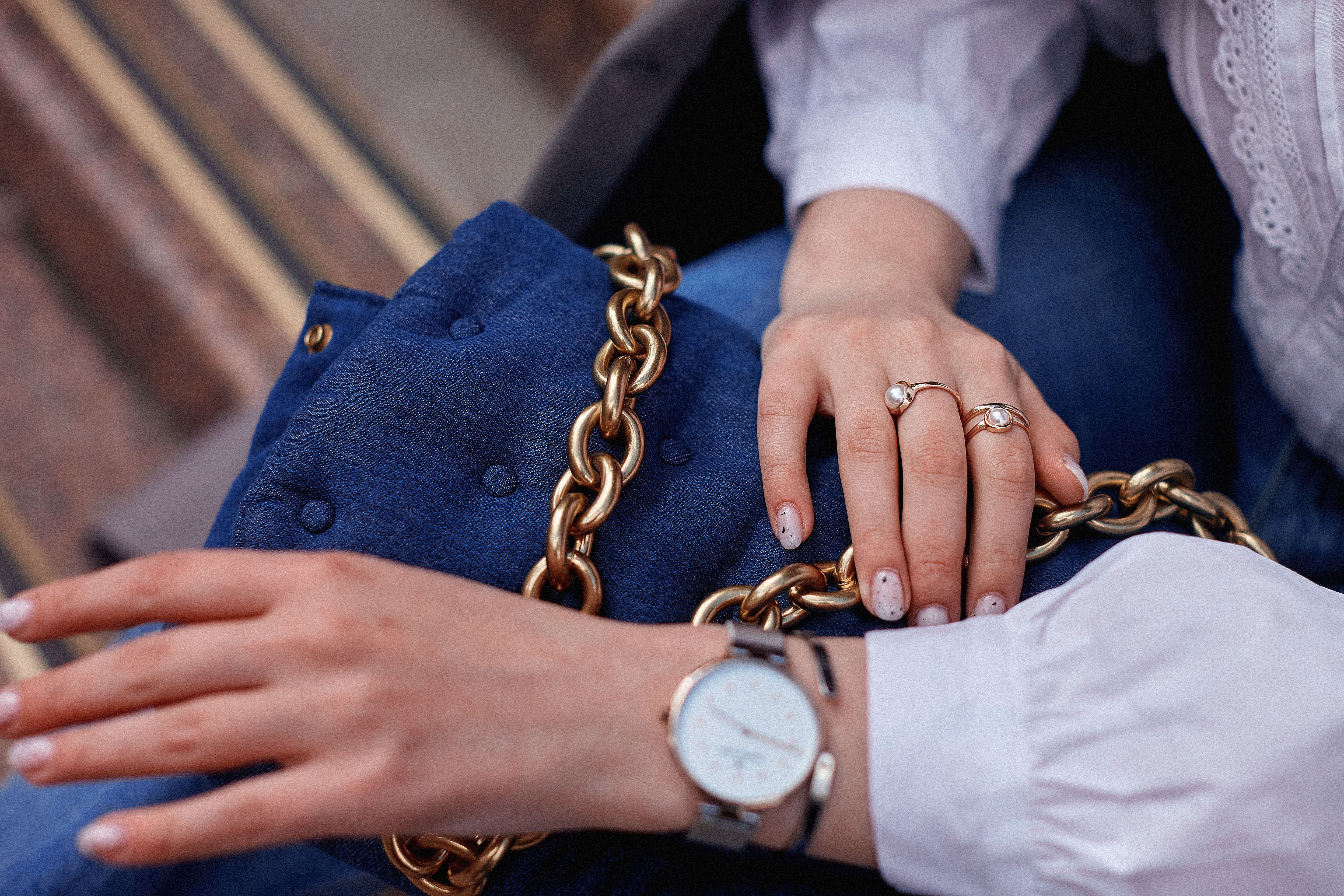 Jewelry & Accessories